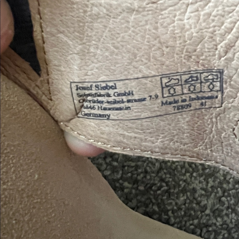 NWOT Josef Seibel Natalya Leather Thong Sandal - 41 - Picture 8 of 9